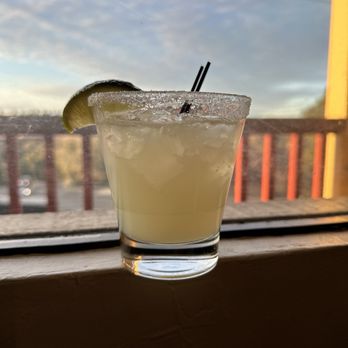 Riley’s on Sutter - Happy Hour Margarita - Salad Near Me - Folsom, California Riley’s on Sutter - Happy Hour Margarita - Salad Near Me - Folsom, California