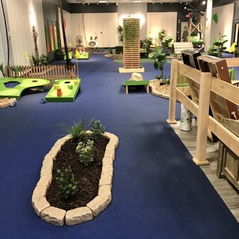 Xtreme Cornhole Golf - Mini Golf Near Me - Elizabethtown, Kentucky