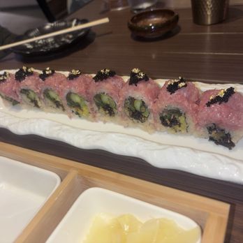 Izakaya Osen - Toro Roll - Sushi Bars Near Me - Irvine, California