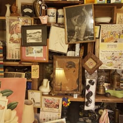 Murphys Curiosity Shop - MURPHY'S CURIOSITY SHOP