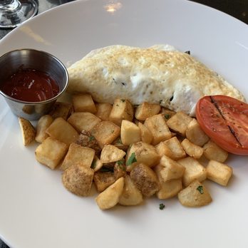 The Apron - Egg white omelette - Breakfast & Brunch Near Me - Richmond, British Columbia The Apron - Egg white omelette - Breakfast & Brunch Near Me - Richmond, British Columbia