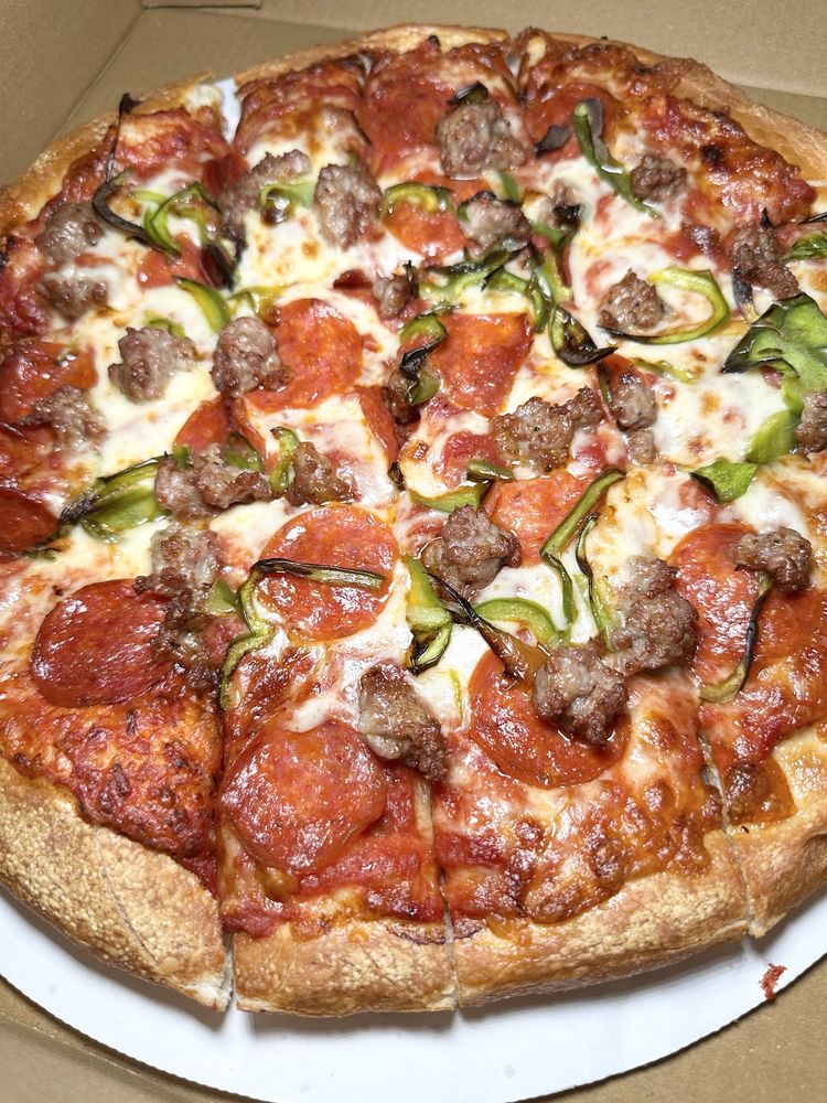New England Pizza &  Restaurant Logo