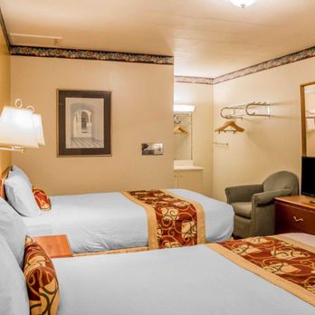 Rodeway Inn - Hotels Near Me - Kalkaska, Michigan Rodeway Inn - Hotels Near Me - Kalkaska, Michigan