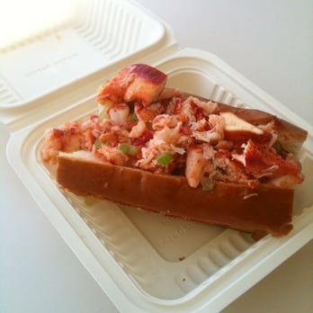 Sam's Chowdermobile - Shortie Lobster Roll - Seafood Near Me - Half Moon Bay, California Sam's Chowdermobile - Shortie Lobster Roll - Seafood Near Me - Half Moon Bay, California