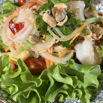 Sooods - Yum Mama Salad - Thai Near Me - Fort Lauderdale, Florida Sooods - Yum Mama Salad - Thai Near Me - Fort Lauderdale, Florida