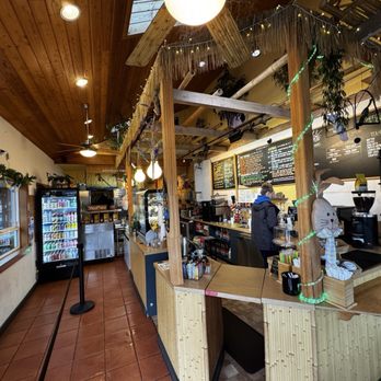 Oasis Cafe - Juice Bars & Smoothies Near Me - Cannon Beach, Oregon Oasis Cafe - Juice Bars & Smoothies Near Me - Cannon Beach, Oregon