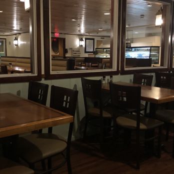 Cap'n Jack's Restaurant - Interior - Seafood Near Me - Wakefield, Rhode Island