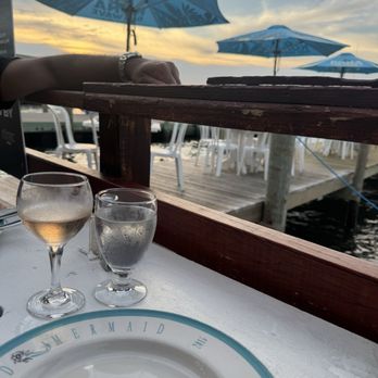 Island Mermaid - Rose wine - New American Near Me - Ocean Beach, New York Island Mermaid - Rose wine - New American Near Me - Ocean Beach, New York