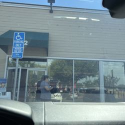 Xfinity Store by Comcast - And where is the Xfinty sign at???