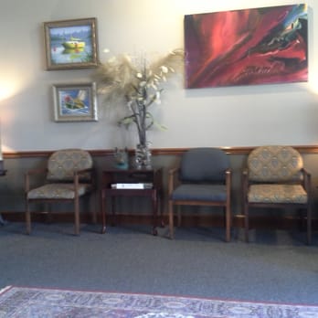 Elwood Sneed, DMD - Waiting room. Clean and pretty comfortable. - Cosmetic Dentists Near Me - Mobile, Alabama