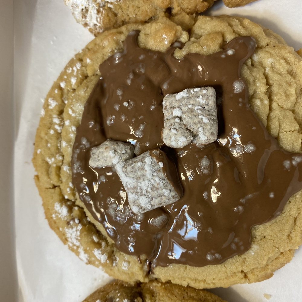 Crumbl - Provo - Muddy Buddy Cookie - Bakeries Near Me - Provo, Utah Crumbl - Provo - Muddy Buddy Cookie - Bakeries Near Me - Provo, Utah
