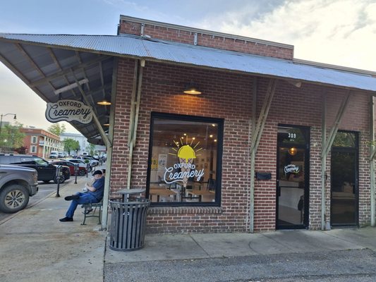 The Oxford Creamery by null