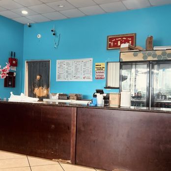 John's Seafood - Interior - Seafood Near Me - Port Arthur, Texas