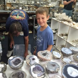 Earthly Treasures - Our 7-year-old learning about all the different kinds of rocks