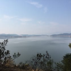 Kyen Campground & Oak Grove Day Use Area - Beautiful morning in Lake Mendocino