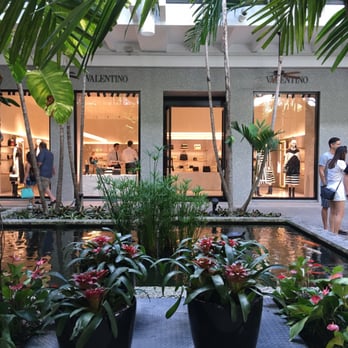 Bal Harbour Shops - The beautiful new Valentino "Townhouse" - Pop-up Shops Near Me - Bal Harbour, Florida Bal Harbour Shops - The beautiful new Valentino "Townhouse" - Pop-up Shops Near Me - Bal Harbour, Florida