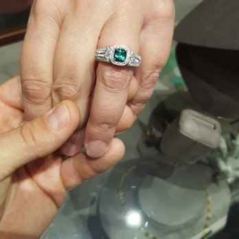 Emerson Fine Jewelry - Gorgeous green tourmaline - Jewelry Near Me - Redlands, California Emerson Fine Jewelry - Gorgeous green tourmaline - Jewelry Near Me - Redlands, California