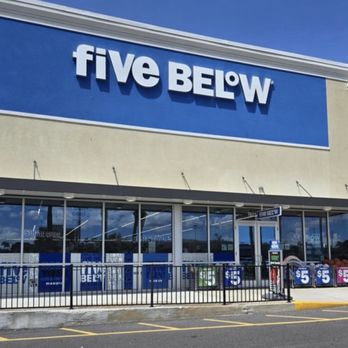 Five Below - Storefront - Accessories Near Me - Orlando, Florida Five Below - Storefront - Accessories Near Me - Orlando, Florida