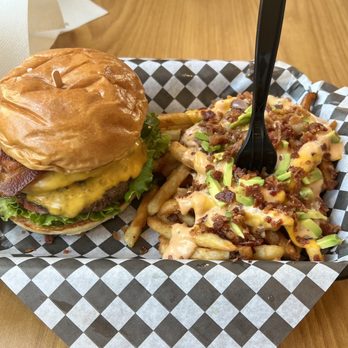 Grinderz - Double cheese burger with bacon and Pigsty Fries - Burgers Near Me - Huntington Beach, California Grinderz - Double cheese burger with bacon and Pigsty Fries - Burgers Near Me - Huntington Beach, California