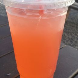 Strawberry lemonade