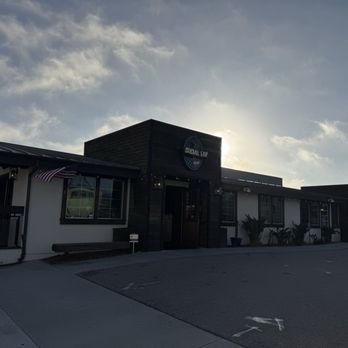 Social Tap - Sports Bars Near Me - Ventura, California