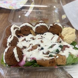 Falafel Salad