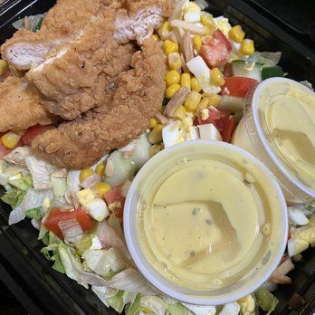 BJ's Restaurant & Brewhouse - Honey Crisp Chicken Salad - New American Near Me - Laurel, Maryland
