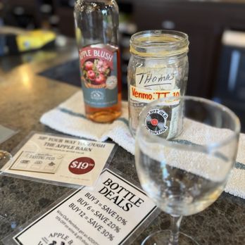 Apple Barn Winery - Wineries Near Me - Sevierville, Tennessee Apple Barn Winery - Wineries Near Me - Sevierville, Tennessee