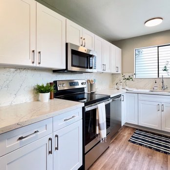 Luxe Cabinet & Stone - Cabinets and quartz countertops - Cabinetry Near Me - Seattle, Washington Luxe Cabinet & Stone - Cabinets and quartz countertops - Cabinetry Near Me - Seattle, Washington