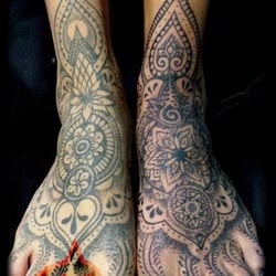 Anarchist Tattoo Collective - Ari Akkerman