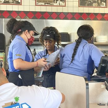 Waffle House - American Near Me - Orlando, Florida