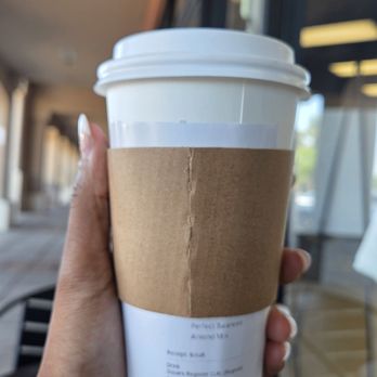 Desert Hills Coffee - Sugar & Spice Coffee Latte - Coffee & Tea Near Me - Chandler, Arizona
