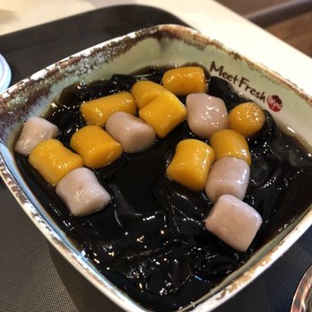 Meet Fresh - Signature Grass Jelly (put the creamer on the top and mix it with the ice on the bottom) - Desserts Near Me - Atlanta, Georgia