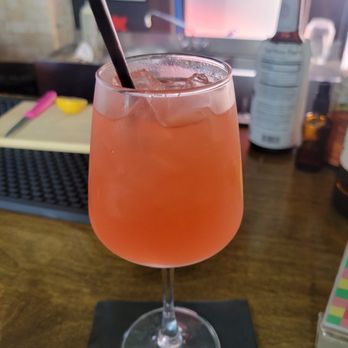 Lowcountry - Squirt Spritz DELICIOUS & cool - Cocktail Bars Near Me - San Antonio, Texas Lowcountry - Squirt Spritz DELICIOUS & cool - Cocktail Bars Near Me - San Antonio, Texas