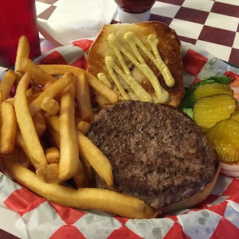 The Grace Miller Gracie's - Hamburger with Grace's Dijon sauce. Very good, fresh yummy sandwich. The burger is very good and the bun is delicious! - Comfort Food Near Me - Bastrop, Texas