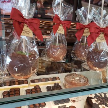 DeBrand Fine Chocolates - Chocolatiers & Shops Near Me - Indianapolis, Indiana DeBrand Fine Chocolates - Chocolatiers & Shops Near Me - Indianapolis, Indiana