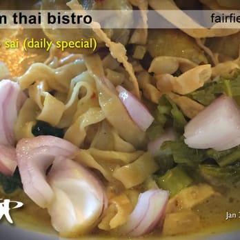 Palm Thai Bistro - Kao Sai w/chicken - Flavorful; good portions; deliciously spicy ($12) *Detail - Thai Near Me - Fairfield, California Palm Thai Bistro - Kao Sai w/chicken - Flavorful; good portions; deliciously spicy ($12) *Detail - Thai Near Me - Fairfield, California
