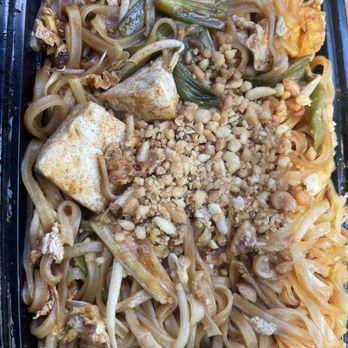 Sakura Ramen - Pad Thai tofu - Ramen Near Me - Southwest Ranches, Florida Sakura Ramen - Pad Thai tofu - Ramen Near Me - Southwest Ranches, Florida