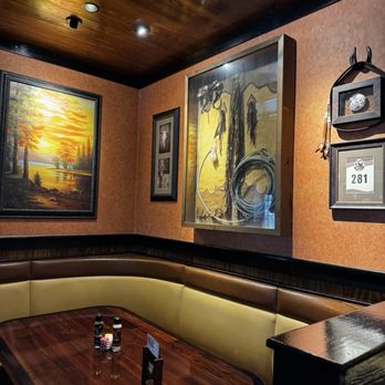 LongHorn Steakhouse - Steakhouses Near Me - Brooksville, Florida