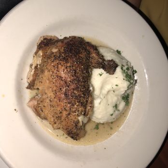 Rutherford Grill - American Near Me - Rutherford, California