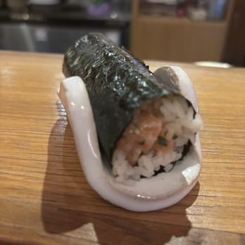 Maki A Mano - Salmon - Japanese Near Me - New York, New York