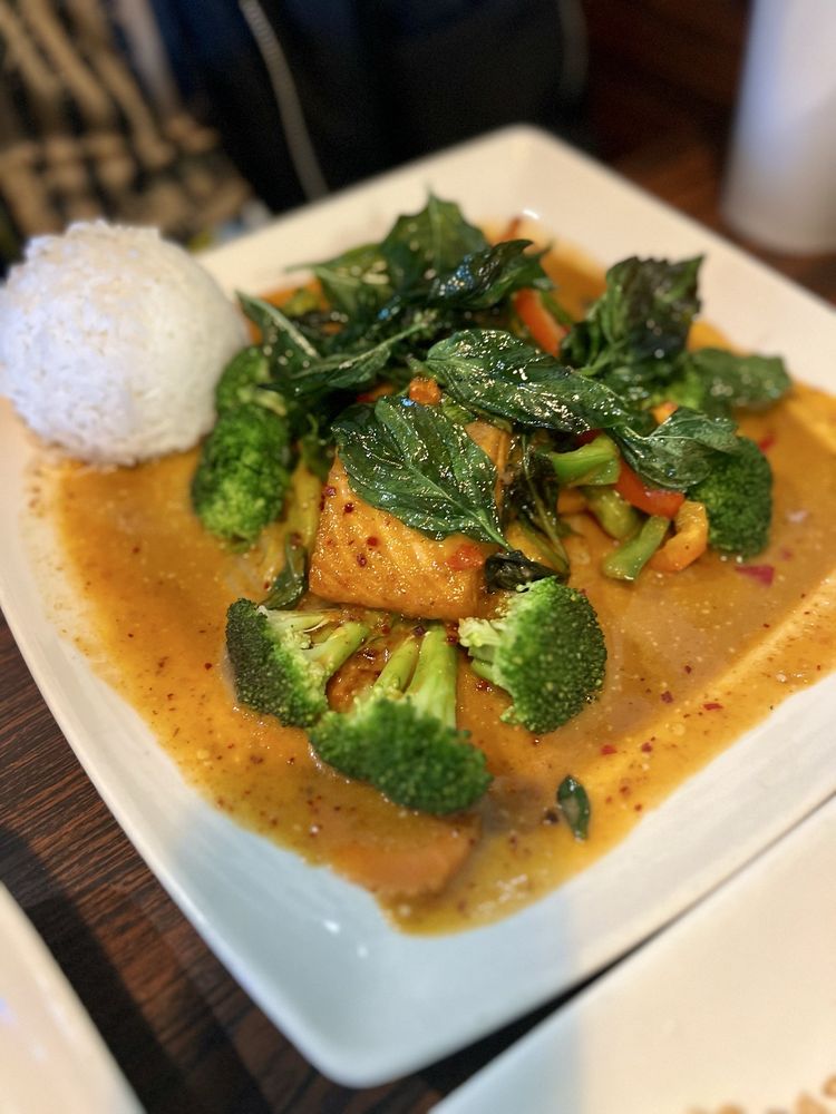 Food from Thai Bistro