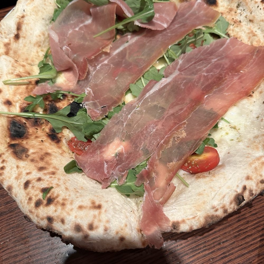 No.900 - Pizza Near Me - Quebec City, Quebec