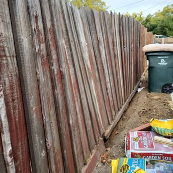 FCR Fence & Deck  - What neighbors believed was "just fine" for a property border fence. Knuckleheads! - Fences & Gates Near Me - Martinez, California