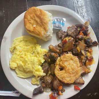 H&H Soul Food Restaurant - Brisket hash and eggs - American Near Me - Macon, Georgia
