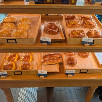 Paris Baguette - Buns - Bakeries Near Me - Coquitlam, British Columbia