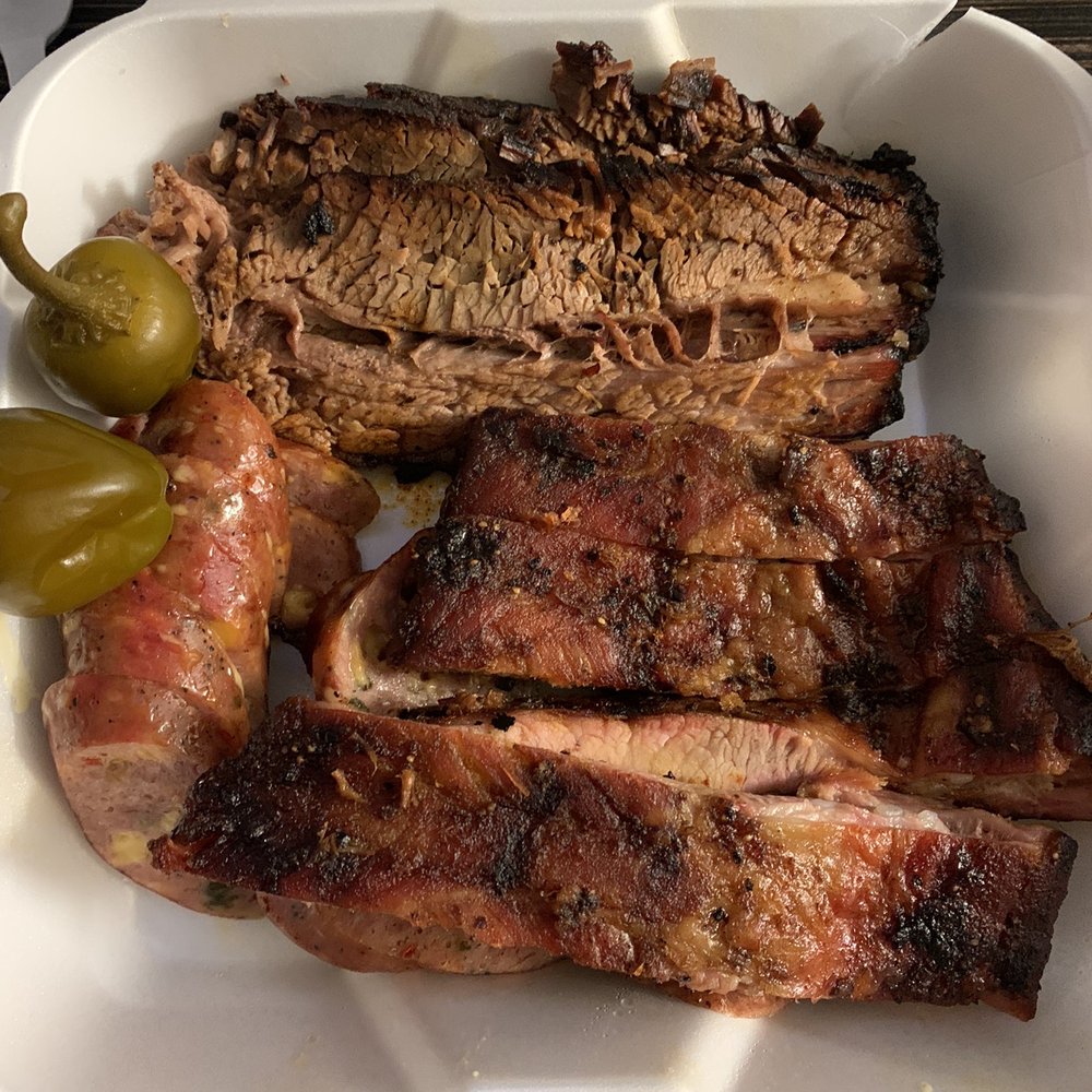 Tyler's Barbeque - Brisket Pork ribs Jalapeño cheddar sausage - Barbeque Near Me - Amarillo, Texas Tyler's Barbeque - Brisket Pork ribs Jalapeño cheddar sausage - Barbeque Near Me - Amarillo, Texas