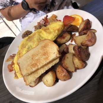 Sweet E's Cafe - Kaluia Pork Omlette - Cafes Near Me - Honolulu, Hawaii Sweet E's Cafe - Kaluia Pork Omlette - Cafes Near Me - Honolulu, Hawaii