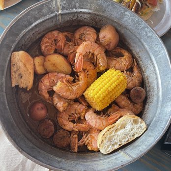 Tripletails Restaurant - Steamed royal reds - Sports Bars Near Me - Bay Saint Louis, Mississippi Tripletails Restaurant - Steamed royal reds - Sports Bars Near Me - Bay Saint Louis, Mississippi
