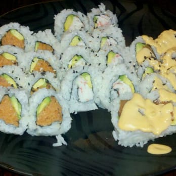 Sushi Domo - Spicy Tuna Roll, California Roll & Spicy Salmon Roll. Is it just me or could the presentation on the Salmon be better? - Sushi Bars Near Me - Arlington, Texas Sushi Domo - Spicy Tuna Roll, California Roll & Spicy Salmon Roll. Is it just me or could the presentation on the Salmon be better? - Sushi Bars Near Me - Arlington, Texas